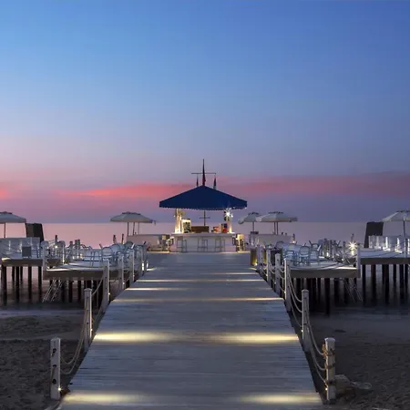 أمارا دولتشي فيتا لاكشري 5*