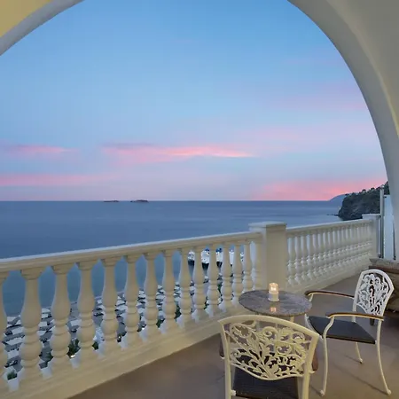 أمارا دولتشي فيتا لاكشري 5*